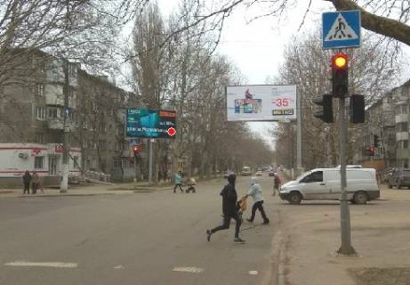 Білборд, Бігборд (Борд)  B у Одесі, 3x6  Варненськая вул., 4 - Героїв Крут вул. Фото 1