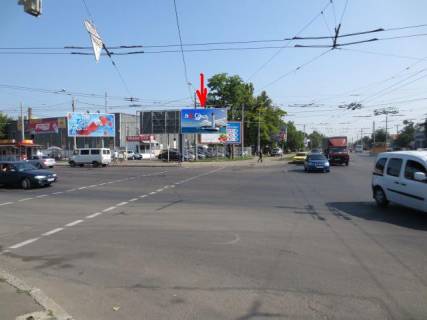 Призма B в Одессе Инглези угол Комарова №12 правая В1 - 465705 фото 1