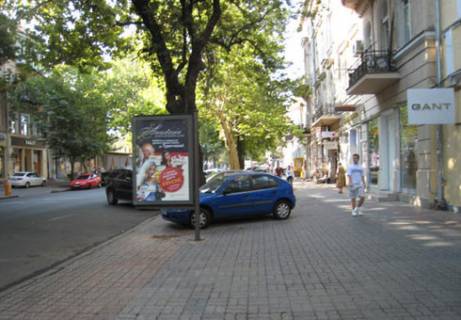 Ситилайт B в Одессе, 1.8x1.2  Катерининська (Європейська) вул., 18 B фото 1