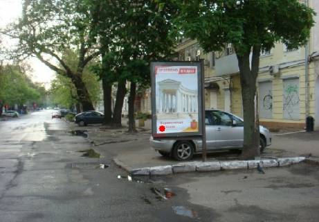 Ситилайт B в Одессе, 1.8x1.2  Жуковського вул., 45 фото 1