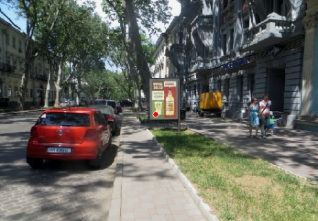 Ситилайт A в Одессе, 1.8x1.2  Італійська вул. (Пушкінська)., 7 А фото 1
