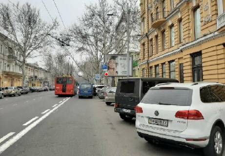 Скроллер A в Одессе, 2.32x3.14  Рішельєвська вул., 26 - 472617 фото 1