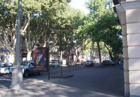 Сiтiлайт B у Одесі, 1.8x1.2  Рішельєвська вул., 33 B Фото 1