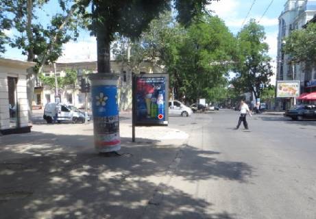 Ситилайт A в Одессе, 1.8x1.2  Троїцька вул., 35 - Рішельєвська вул. А фото 1