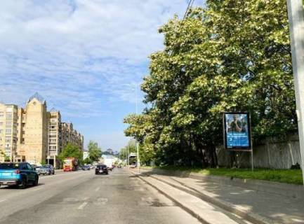Ситилайт A в Киеве, 1.2x1.8  Набережно-Лугова вул., 9 фото 1