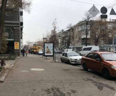Ситилайт B в Харькове, 1.2x1.8  Сумська вул., 100 фото 1