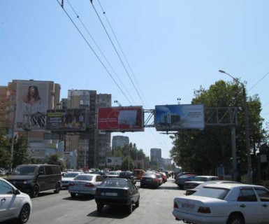 Призма A в Одессе, 3x6  пр-т М.Жукова (навпроти авторинка "Успіх") - 621952 фото 1