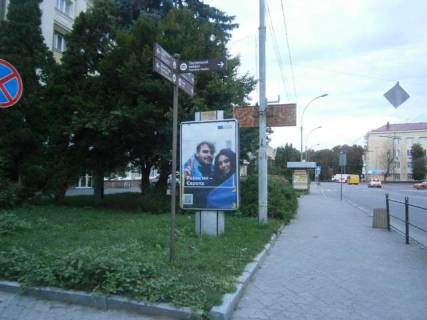 Бэклайт B в Тернополе, 1.2x1.8  Замкова вул., 14 фото 1