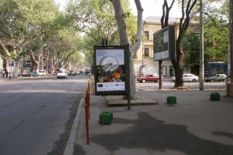 Ситилайт B в Одессе Рішельєвська вул., 35 - Успенська вул., 69 фото 1