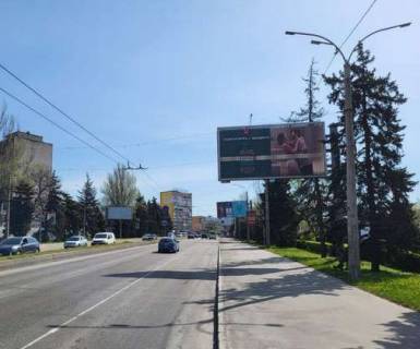 Призма A в Запорожье, 3x6  Соборний просп., 111а (рух до вокзалу) - 480781 фото 1