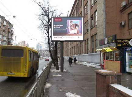 Видеоборд A в Киеве, 2.3x3.14  Іллєнка Юрія вул., 2/10  - Глибочицька вул. (ТТ 6.8 484х352) - 655140 фото 1