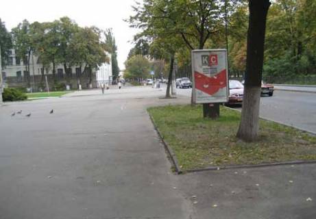 Бэклайт B в Чернигове Миру просп., 45 фото 1