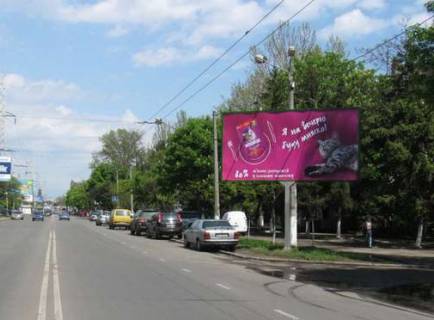 Билборд A в Одессе, 3x6  Космонавтів вул., 11Б фото 1
