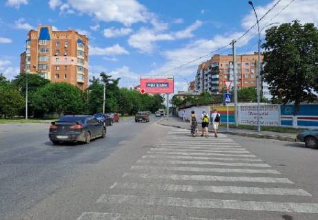 Билборд B в Полтаве, 3x6  Панянка вул. - Старий Поділ вул. фото 1