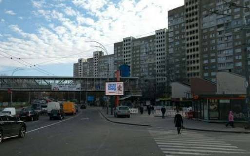 Видеоборд A в Киеве, 2.3x3.14  Гетьмана Вадима вул., 40 - Миколи Голего вул. (ТТ 4.8 676х468) - 616271 фото 1