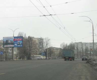 Билборд A в Киеве, 3x6  Академіка Заболотного вул., 142, на розподілювачі (у напрямку Одеськой пл.) фото 1