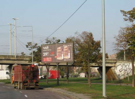Призматрон, Призма A у Києві, 3x6  Шухевича Романа просп. (Генерала Ватутіна просп.), 32, навпроти - 651563 Фото 1