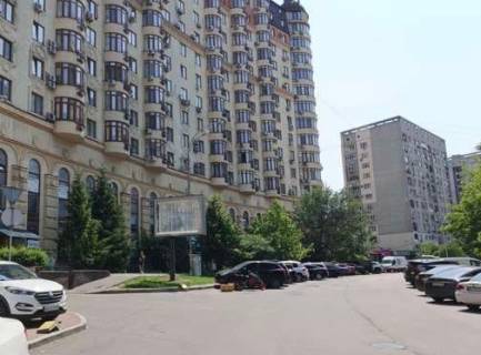 Скроллер B в Киеве, 2.3x3.14  Золотоустівська вул., 50 - 569026 фото 1