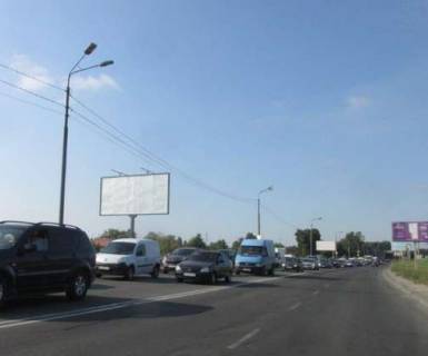 Білборд, Бігборд (Борд)  B у Києві, 3x6  Повітряних Сил просп., 400 метрів від Жулянського мосту Фото 1