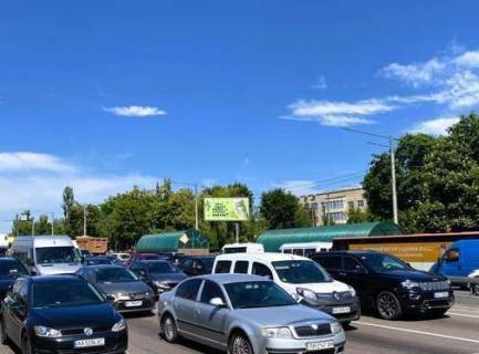 Призма A в Киеве, 3x6  Академіка Палладіна просп., 32-34 - 477987 фото 1