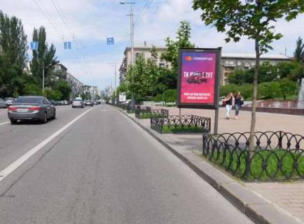 Сiтiлайт A у Києві, 1.2x1.8  Велика Васильківська вул., 121 Фото 1