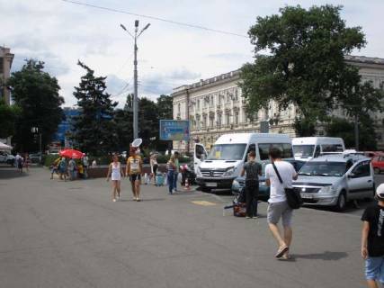 Ситилайт B в Одессе, 1,2х1,8  Привокзальна пл., 2/1 - Старосінна вул. (1,95х2,93) фото 1