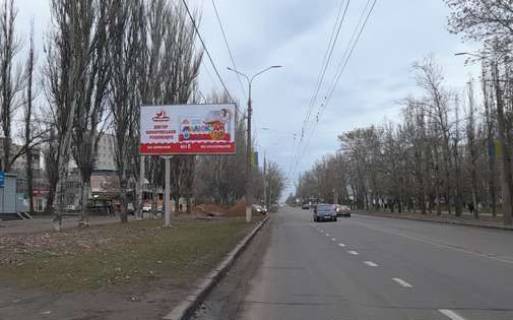 Білборд, Бігборд (Борд)  B у Миколаєві, 3x6  Миру вул., 21 Фото 1