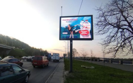 Видеоборд A в Киеве, 2.3x3.14  Набережне шосе - Дніпровський узвіз - 624136 фото 1