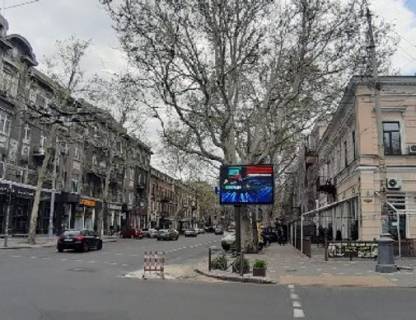 Видеоборд A в Одессе, 2.3x3.14  Троїцька вул., 35 - 588169 фото 1