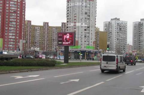 Видеоборд A у Василівці, 2.3x3.14  Дніпровська наб., 25В, розподілювач (в напрямку просп.Миколи Бажана ТТ 6.8 352х484) - 421992 Фото 1