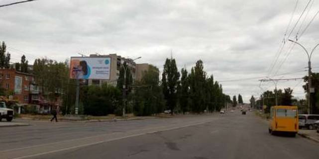 Білборд, Бігборд (Борд)  B у Сумах, 3x6  Перемоги просп. (Курський просп.), 121 Фото 1