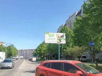 Билборд A в Ивано-Франковске, 3x6  Будівельників вул., 30 фото 1