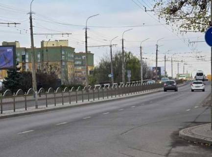 Беклайт B у Луцьку, 2.3x3.14  пр. Соборності, ТЦ Портсіті (справжній розмір 2.50 х 3.15) Фото 1