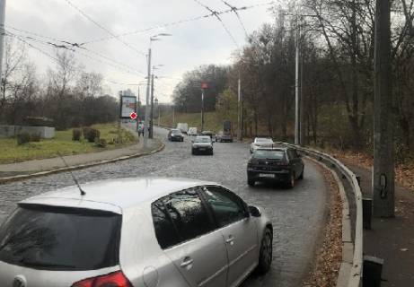 Беклайт B у Києві Подільский узвіз Фото 1