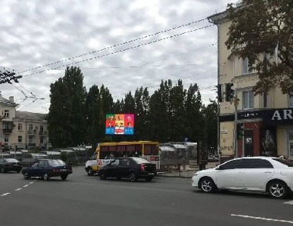 Видеоборд A в Чернигове, 2.3x3.14  Миру просп., 26 (розширення 480х336) - 655304 фото 1