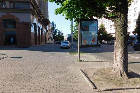 Беклайт B у Києві, 1.2x1.8  Велика Васильківська вул., 75  Фото 1