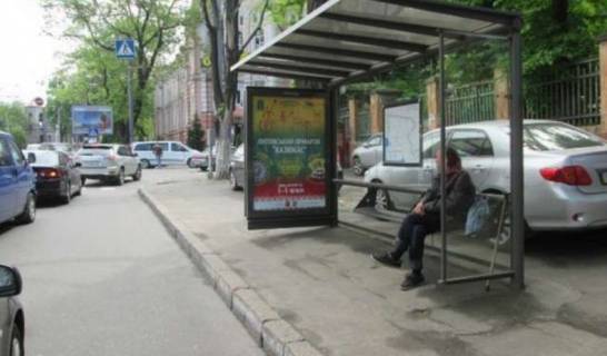 Нестандарт A в Одессе, 1.2x1.8  Успенська вул., 3 - Леонтовича вул. (Белінського вул.) (остановка) фото 1