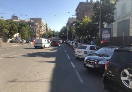 Бэклайт A в Киеве Льва Толстого вул., 55 фото 1