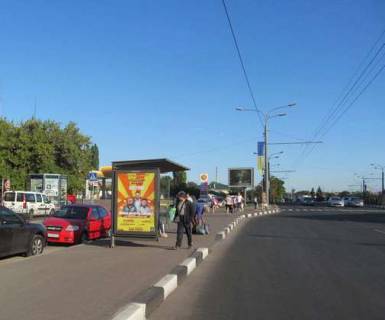 Ситилайт B в Харькове, 1.2x1.8  Гагаріна просп., 43/2 (зупинка) фото 1