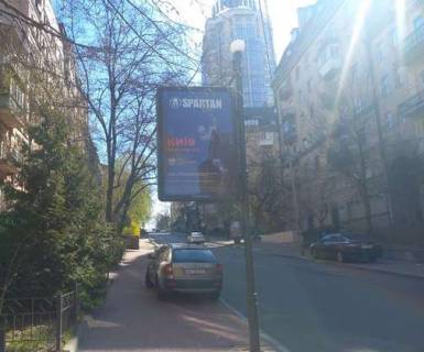 Ситилайт B в Киеве, 1.2x1.8  Богдана Хмельницького вул., 86 фото 1