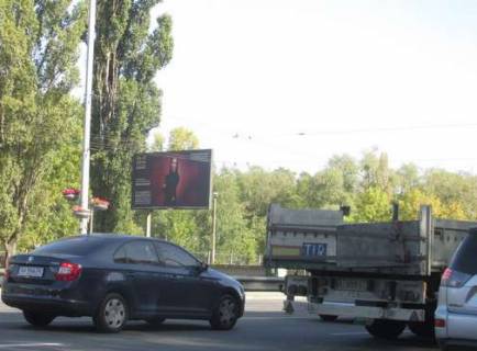 Билборд B в Киеве, 3x6  Академіка Глушкова просп., навпроти НВЦ "Експоцентр України" фото 1