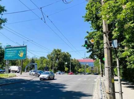 Билборд B в Киеве, 3x6  Дорогожицька вул., 17 фото 1