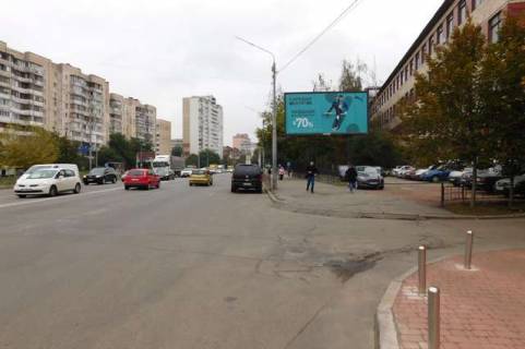 Призма A в Васильевке, 3x6  Автозаводська вул., 2 - 421445 фото 1