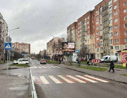 Видеоборд A у Луцьку, 2.3x3.14  Президента Грушевського просп., - 653124 Фото 1