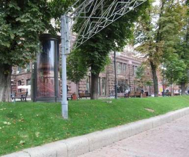 Бэклайт B в Киеве, 1.2x3.6  Хрещатик вул., 27 (WC) фото 1