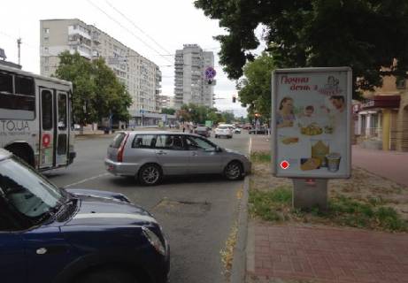 Беклайт A у Чернігові Перемоги просп., 95 Фото 1