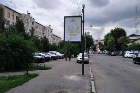 Ситилайт B в Васильевке, 1.2x1.8  Кирилівська вул., 38 фото 1