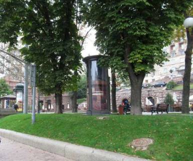 Беклайт A у Києві, 1.2x3.6  Хрещатик вул., 27 (WC) Фото 1