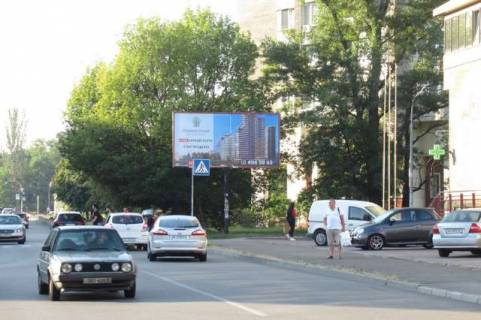 Білборд, Бігборд (Борд)  A у Василівці, 3x6  Дарницький бульв., 3: клуб "Олімпіада" (виїзд на вул.Малышко; ТЦ "Дитячий світ") Фото 1