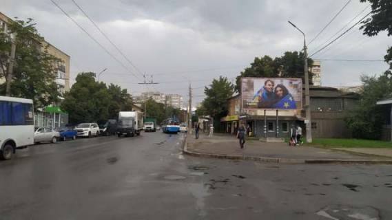 Білборд, Бігборд (Борд)  A у Василівці, 3x6  Британська вул. (Горького вул.), 4 Фото 1